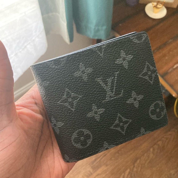Louis Vuitton Black and Gray Key Card Holder - Picture 1 of 4